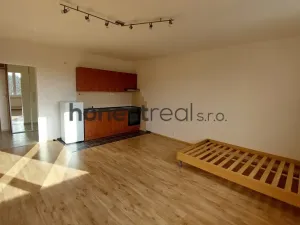 Pronájem bytu 1+kk, Brno, Nadační, 36 m2