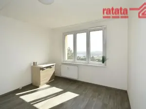 Pronájem bytu 1+1, Chomutov, Borová, 36 m2