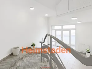 Pronájem kanceláře, Havířov - Město, nám. Republiky, 376 m2