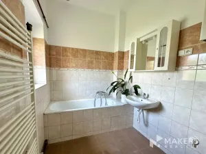 Pronájem bytu 1+1, Praha - Žižkov, U kněžské louky, 70 m2