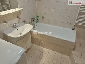Pronájem bytu 4+1, Praha - Strašnice, Na Třebešíně, 91 m2