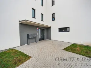 Prodej bytu 1+kk, Praha - Hostavice, Hrabovská, 70 m2