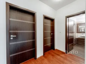 Prodej bytu 4+kk, Praha, Švejcarovo náměstí, 98 m2