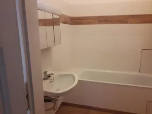 Pronájem pokoje, Praha - Holešovice, 48 m2