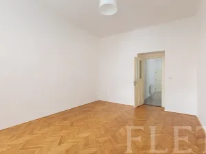 Pronájem bytu 1+1, Praha - Holešovice, Kamenická, 40 m2