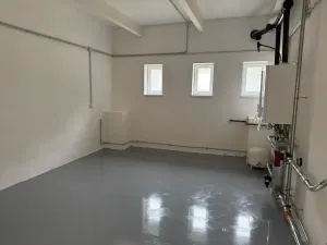 Pronájem skladu, Ostrov, 330 m2
