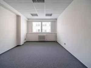 Pronájem kanceláře, Hradec Králové, Sušilova, 250 m2