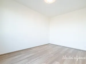 Pronájem bytu 2+kk, Praha, Poděbradská, 53 m2