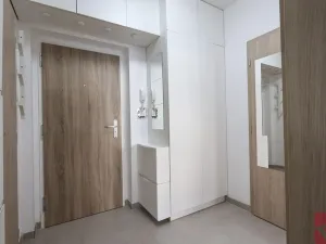 Pronájem bytu 2+kk, Praha - Uhříněves, Karla Guta, 50 m2