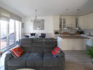 Pronájem rodinného domu, Stehelčeves, V. Poláka, 128 m2