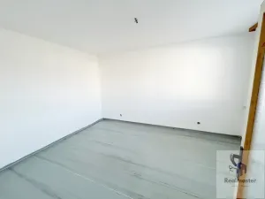 Prodej bytu 3+1, Ústí nad Labem - Krásné Březno, U Pivovarské zahrady, 82 m2