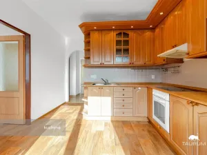 Prodej bytu 2+1, Tlučná, Na Čampuli, 65 m2