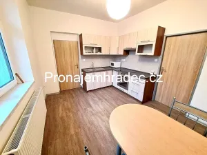 Pronájem bytu 2+1, Hradec Králové, Pražská třída, 57 m2