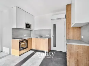 Pronájem bytu 1+kk, Znojmo, Višňová, 36 m2
