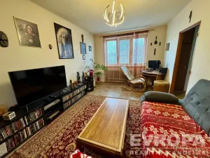 Prodej bytu 3+1, Plzeň - Jižní Předměstí, Brožíkova, 85 m2