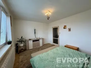 Prodej bytu 3+1, Plzeň - Jižní Předměstí, Brožíkova, 85 m2