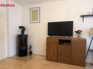 Prodej bytu 4+1, Karlovy Vary, Vyšehradská, 103 m2