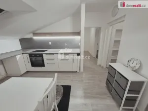 Pronájem bytu 2+1, Hoštka - Kochovice, Lužická, 59 m2