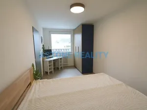 Prodej bytu 3+kk, Praha - Hlubočepy, Kříženeckého náměstí, 93 m2