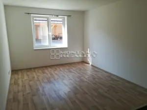 Pronájem bytu 1+kk, Ústín, 29 m2