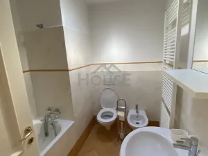 Pronájem bytu 2+kk, Praha - Holešovice, Ovenecká, 70 m2