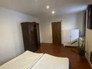 Pronájem bytu 2+kk, Mělník, náměstí Míru, 46 m2