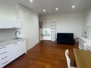 Pronájem bytu 2+kk, Mělník, náměstí Míru, 46 m2