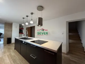 Prodej rodinného domu, Hrušovany, 208 m2
