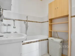 Prodej bytu 3+1, Meziboří, J. A. Komenského, 61 m2