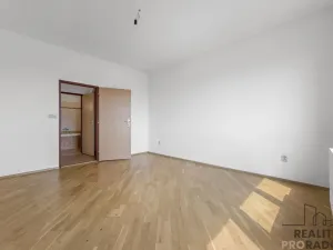 Pronájem bytu 2+1, Pardubice, U Kostelíčka, 89 m2