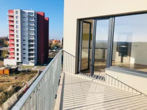 Pronájem bytu 2+kk, Pardubice - Zelené Předměstí, Pod Vinicí, 57 m2