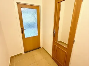 Pronájem bytu 1+kk, Ostrava, Na Obvodu, 27 m2