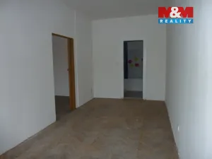 Pronájem bytu 1+1, Hronov, Husova, 63 m2