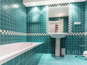 Pronájem bytu 3+1, Praha, Odborů, 96 m2