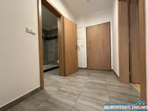 Pronájem bytu 2+kk, Znojmo, Žižkovo náměstí, 44 m2