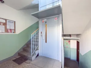 Pronájem bytu 3+1, Jirkov, U Stadionu, 68 m2