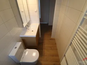 Pronájem bytu 3+1, Děčín - Děčín III-Staré Město, Oblouková, 57 m2