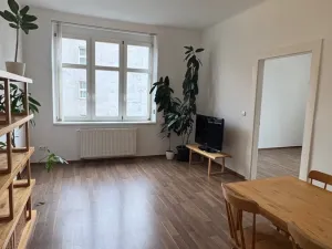 Pronájem bytu 2+1, Praha, náměstí Hrdinů, 60 m2
