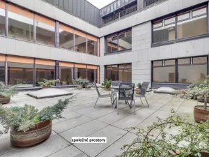 Pronájem kanceláře, Praha - Libeň, Sokolovská, 17 m2