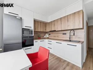 Prodej bytu 1+1, Hradec Králové - Nový Hradec Králové, třída Edvarda Beneše, 41 m2