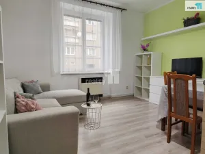 Pronájem bytu 2+kk, Praha - Smíchov, Radlická, 52 m2