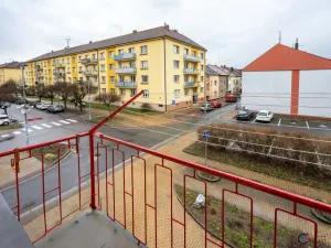 Prodej bytu 3+1, Pardubice - Zelené Předměstí, Benešovo náměstí, 73 m2
