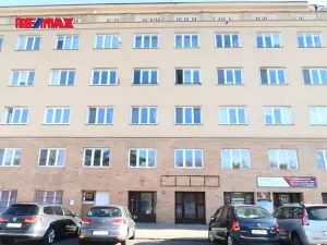 Pronájem bytu 2+1, Praha - Podolí, Podolská, 67 m2