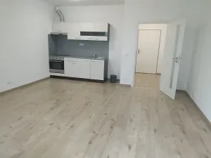 Prodej bytu 1+kk, Praha - Uhříněves, náměstí Bratří Jandusů, 35 m2