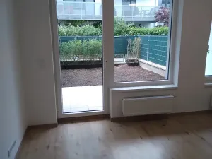 Prodej kanceláře, Praha - Uhříněves, náměstí Bratří Jandusů, 35 m2