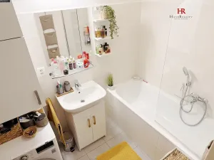 Pronájem bytu 2+kk, Neveklov, náměstí Jana Heřmana, 69 m2