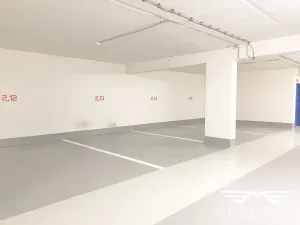 Pronájem garáže, Praha - Prosek, Kytlická, 10 m2