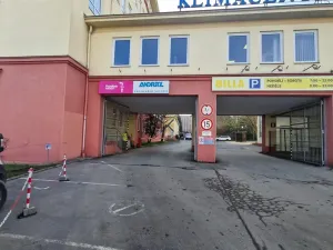 Pronájem kanceláře, Praha, Počernická, 604 m2