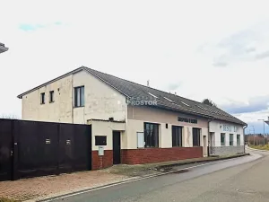 Prodej kanceláře, Zápy, 260 m2