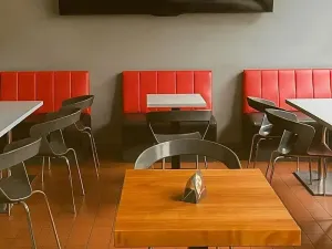 Pronájem restaurace, Praha - Libeň, Sokolovská, 120 m2